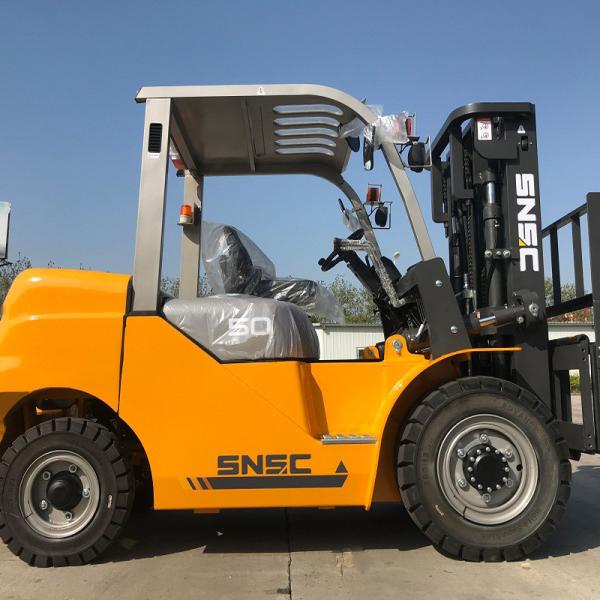 Buy cheap 5 Ton Forklift with Lifting Height 3-7m and Adjustable Cab Location from wholesalers