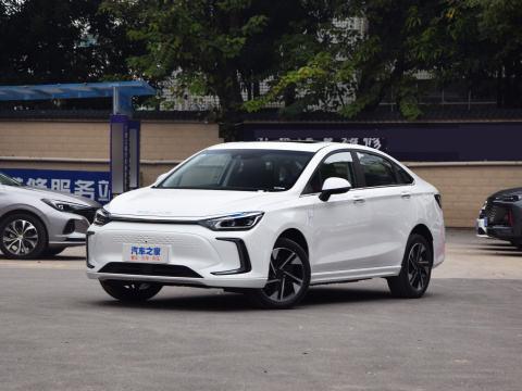 Quality BEIJING EU5 Electric Compact Car 4 Door 5 Seat For Ride Hailing for sale