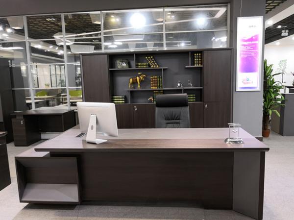 Buy cheap Noble Office Manager Desk Wooden Materials 2600mm*2200mm*750mm Dimension from wholesalers