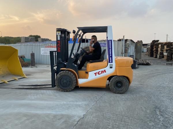Buy cheap Used TCM FD30T6 fork lift diesel in Good State Second Hand TCM Forklift from wholesalers