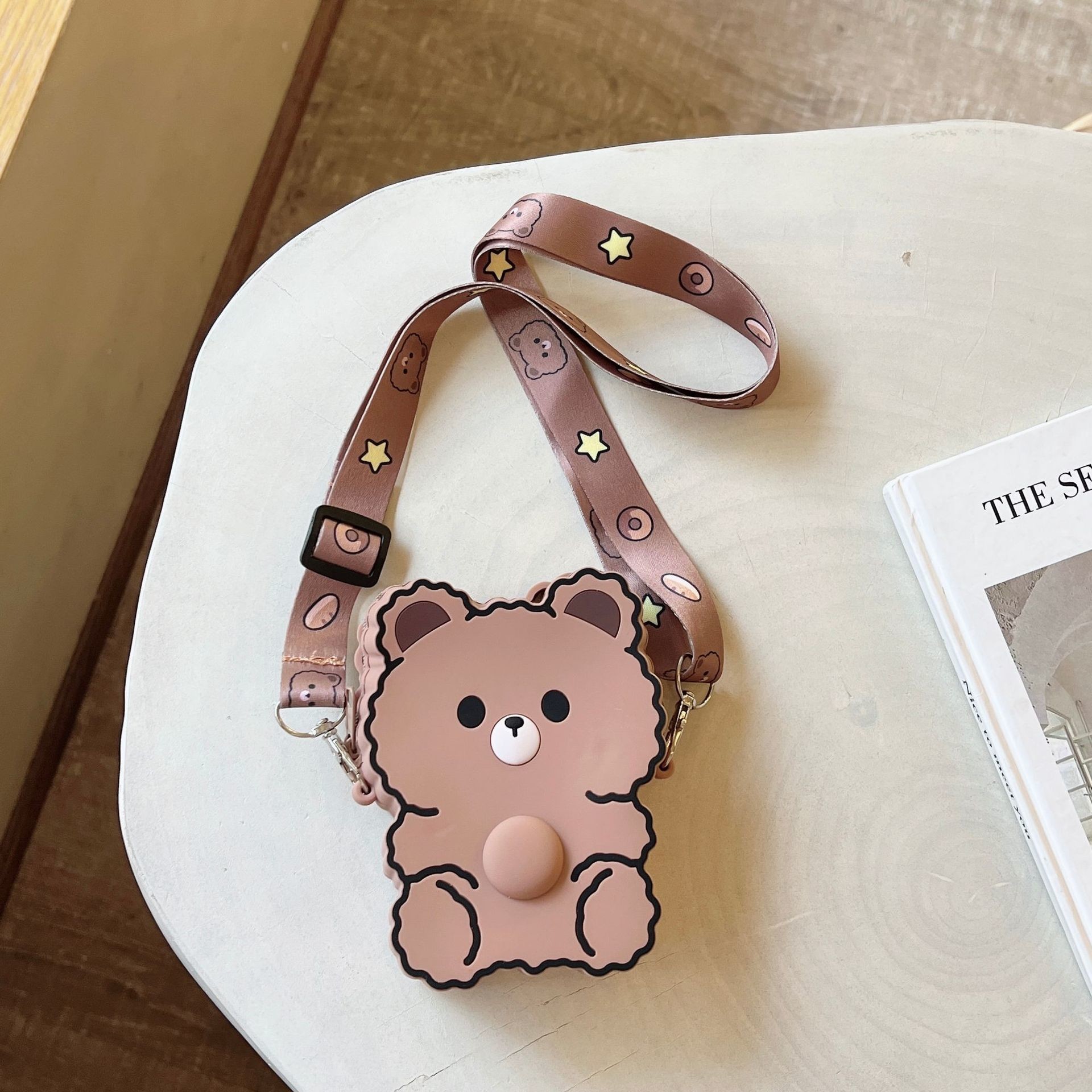Lightweight BPA Free Silicone Pen And Pencil Box Pop Shoulder Purse Fidget Toys Bag For Girls Corssbody Shoulder Purse
