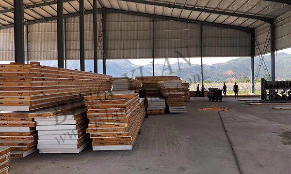 High Quality China Manufacturer Wholesale Price PU or Polyurethane rigid insulation board ,cold room panels,cold storage board
