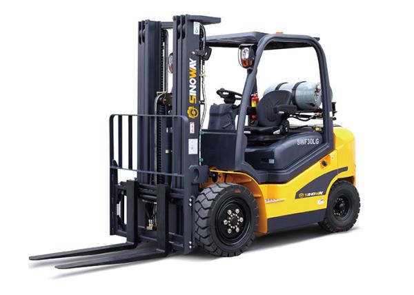 Buy cheap SINOWAY Hydraulic Material Handler 3 Ton LPG / Gas Forklift SWF30LG from wholesalers