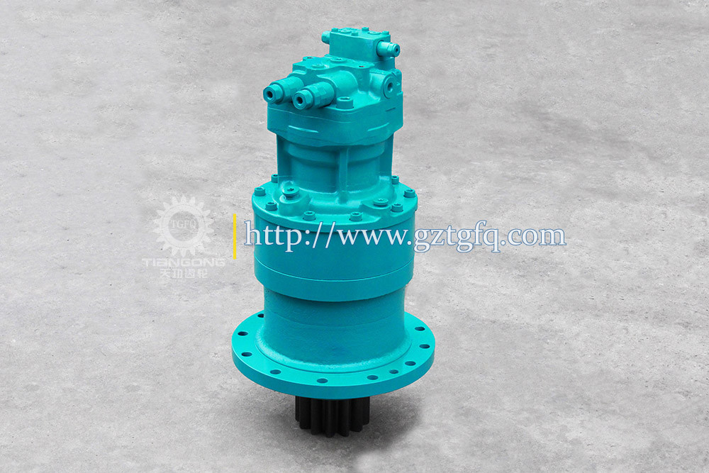 SK200-6 Excavator Swing Gearbox With Motor Kobelco Spare Parts YN15V00026F6