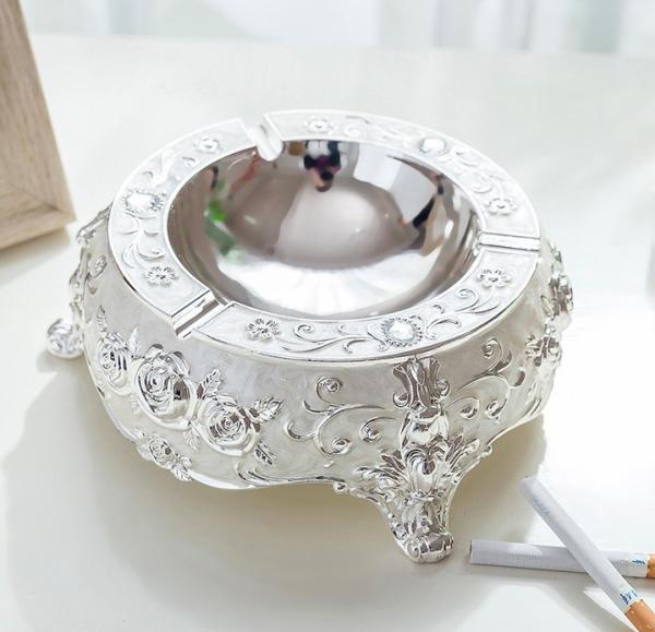 Buy cheap 5.0mm OEM Plating Antique Cigar Zinc Alloy Ashtray from wholesalers