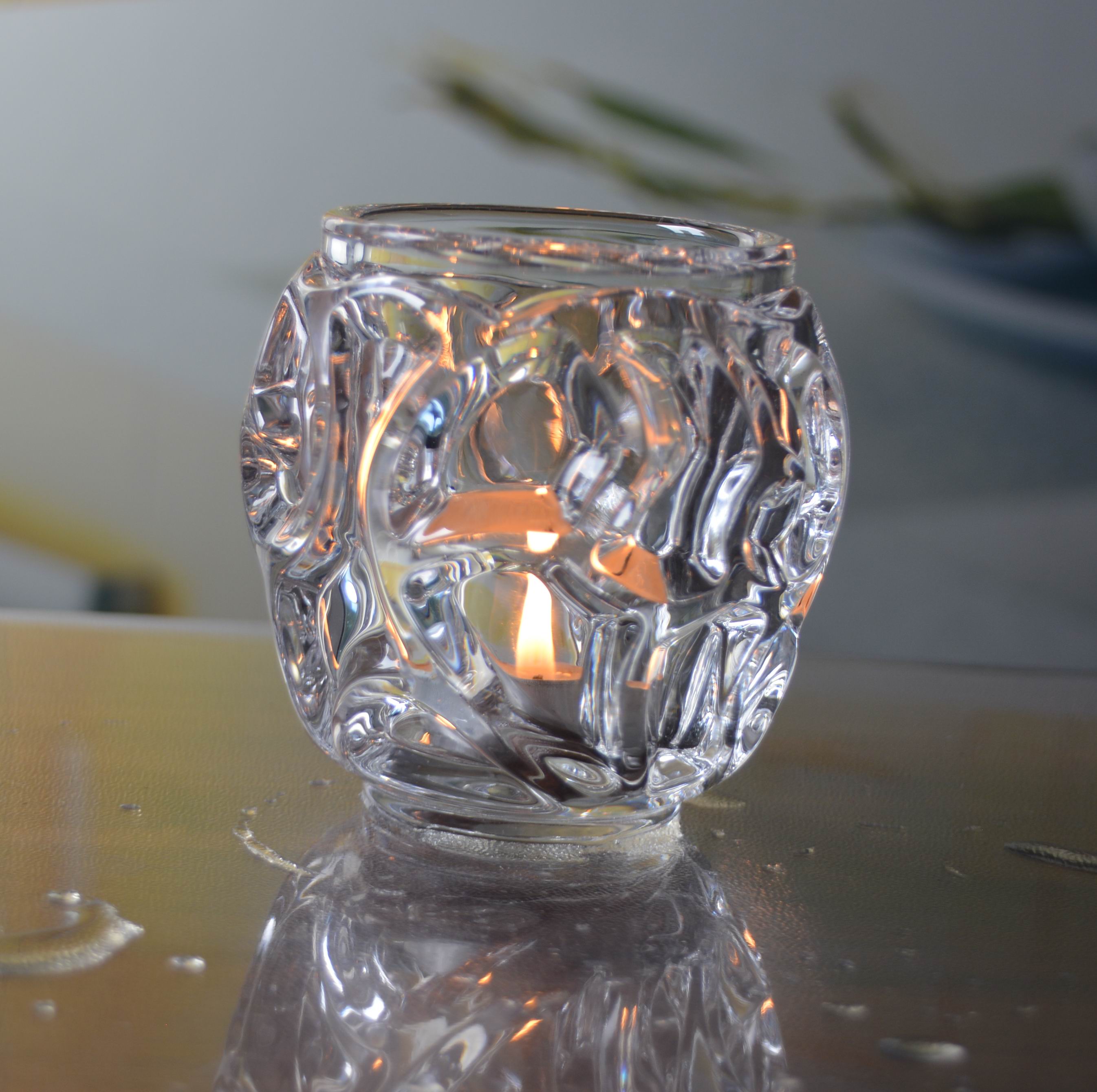 Heavy Duty Unique Ribbed Glass Candle Holders , Clear Glass Candle Holder For Tealight