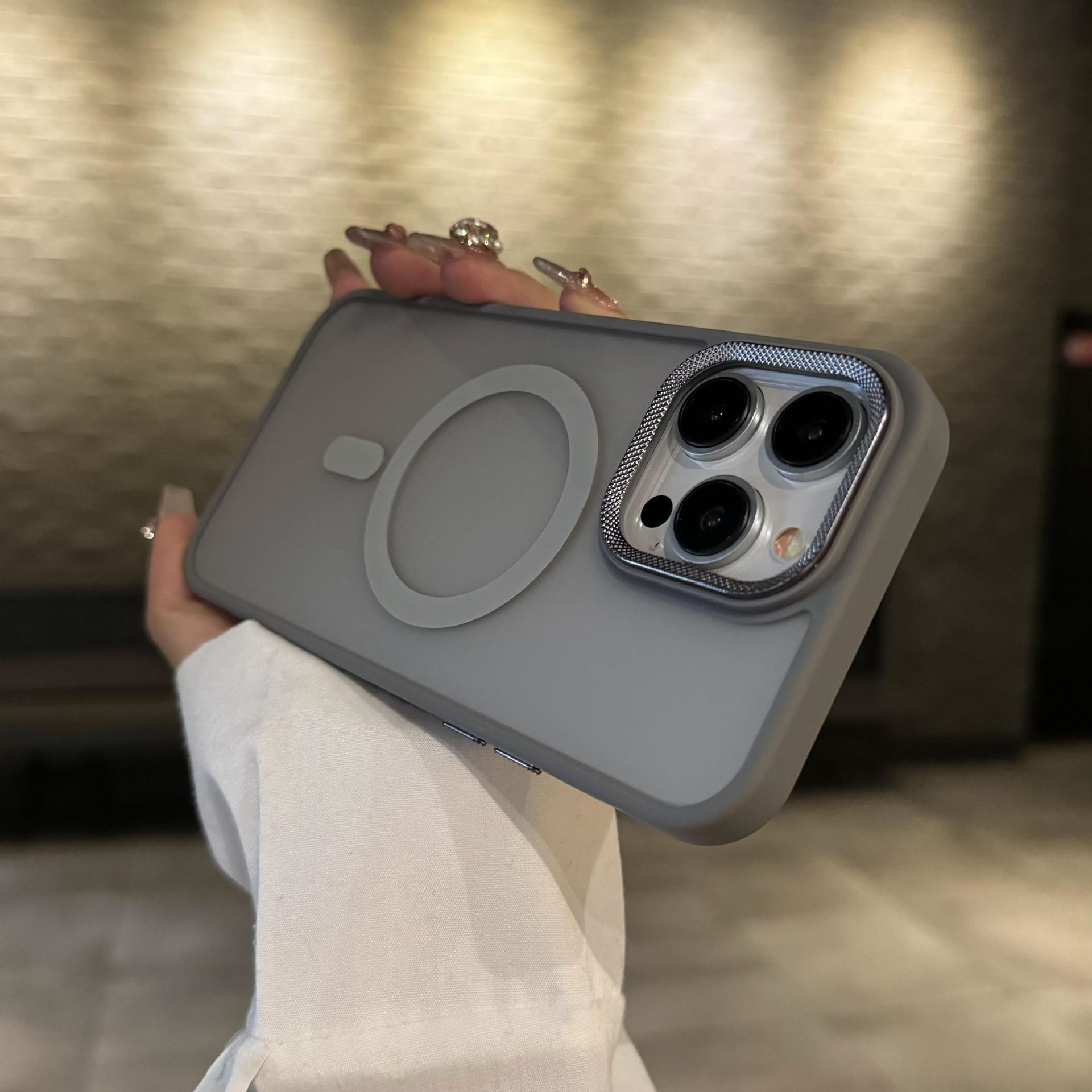 Skin Friendly Magnetic Phone Case Magsafe Cover For IPhone 13 14 Pro Max