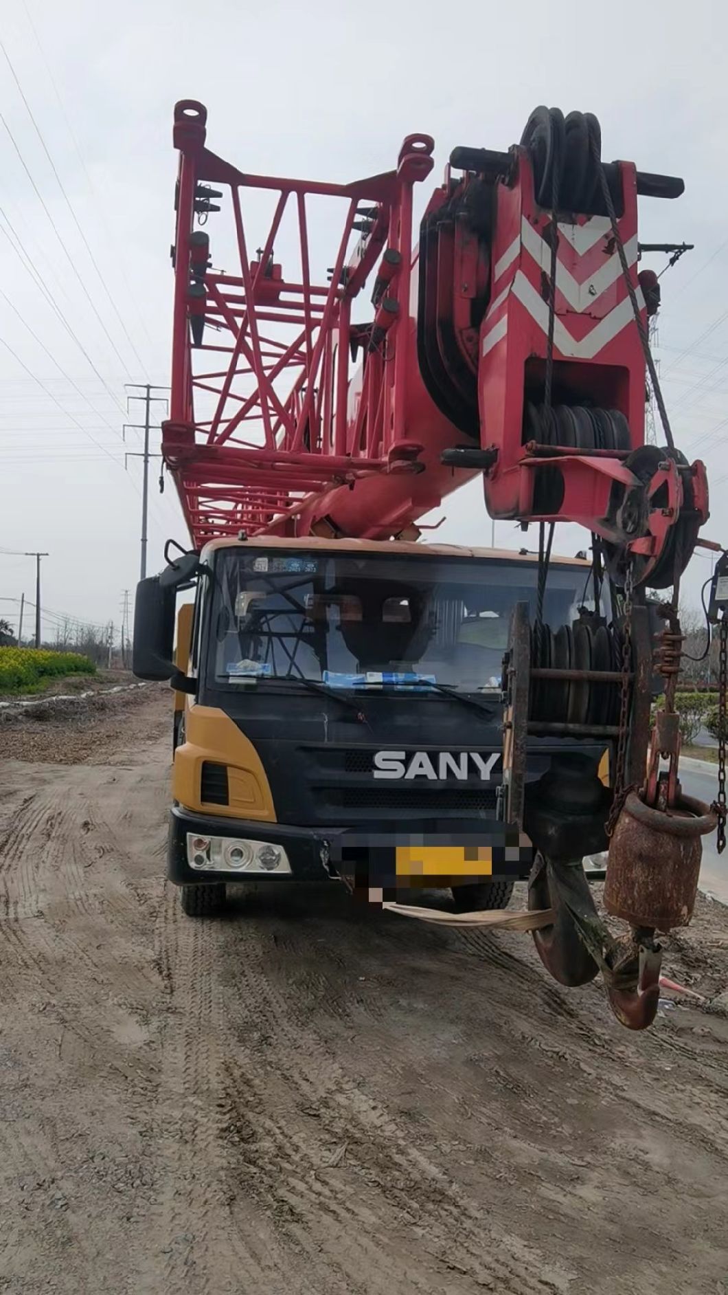S Any Small Mobile Crane 35 Tons, If Necessary, Please Send Inquiry