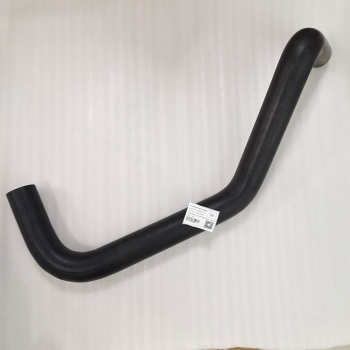 Excavator Parts Hose Radiator Upper 11QB-45120 For R480LC9S R520LC9S