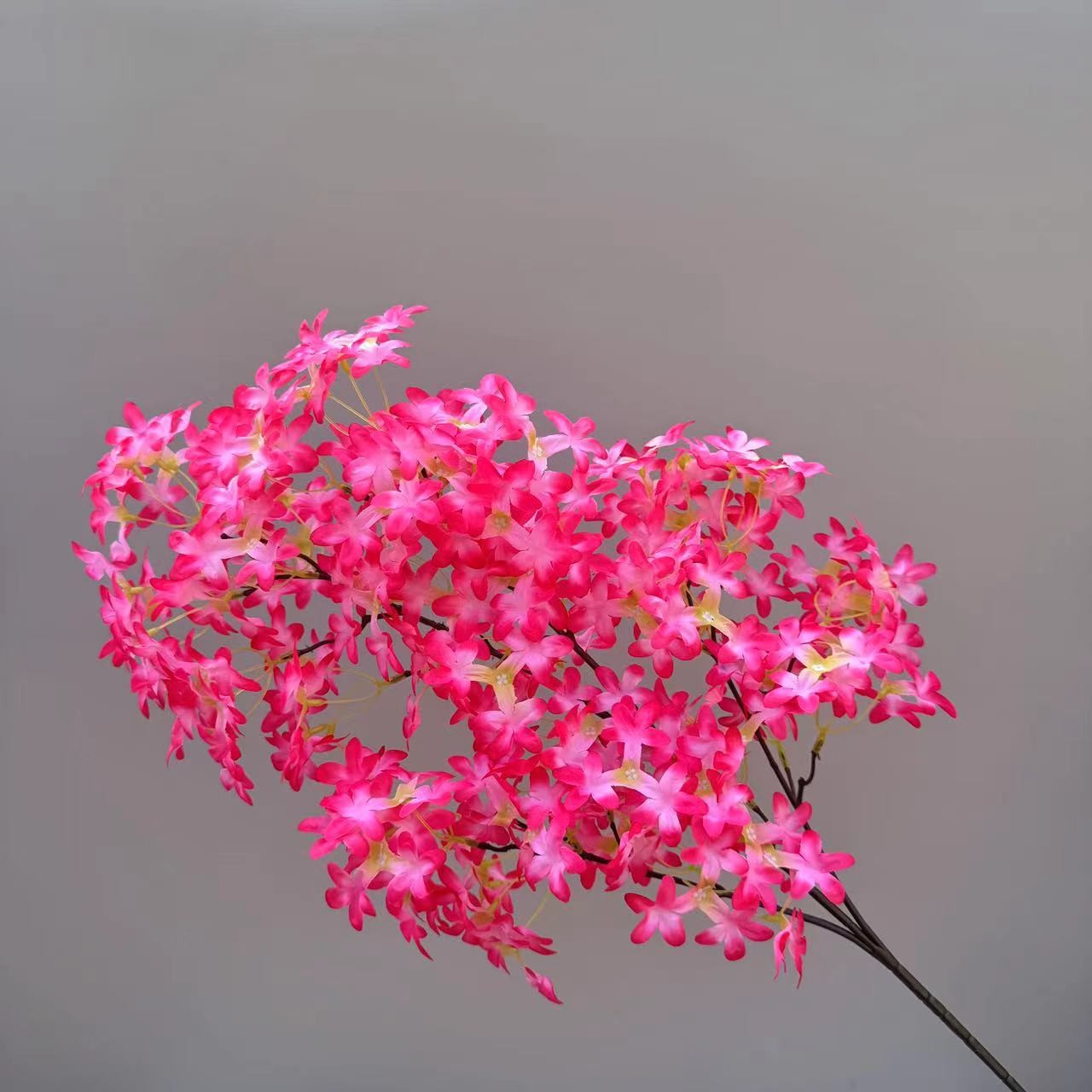 Simulated flower cross, cherry blossom, lilac bouquet, wedding hall flower arrangement, fake flower landscaping