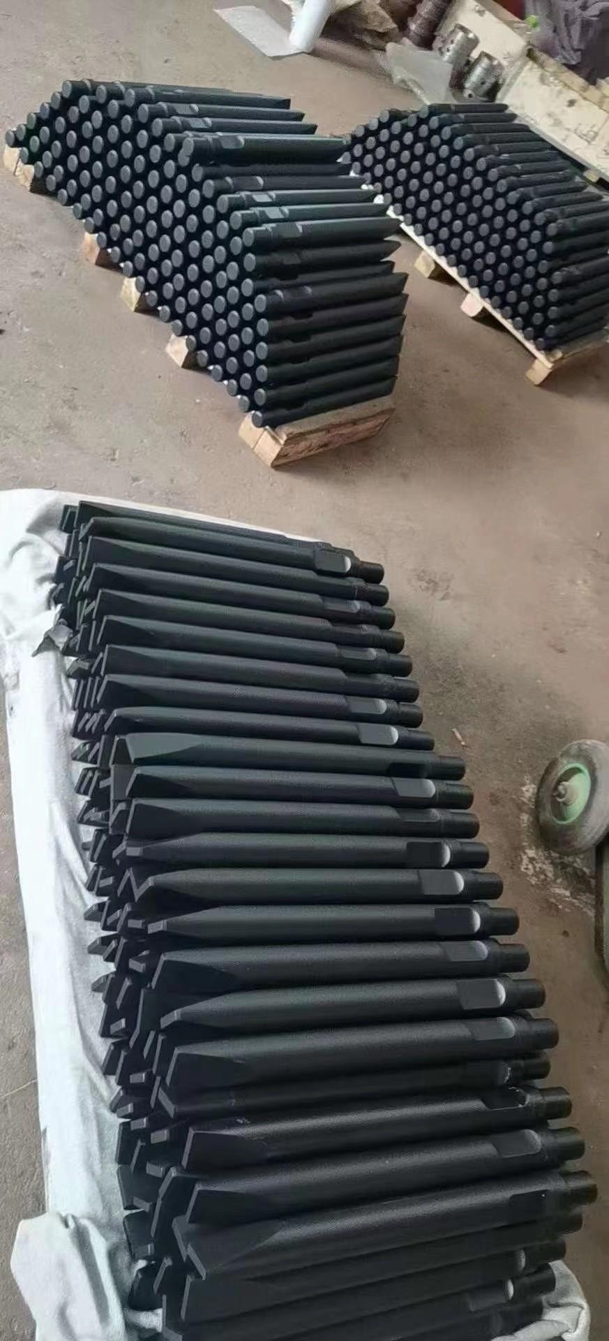 OEM Hydraulic Rock Breaker Chisel 40mm-210mm Diameter for Mining