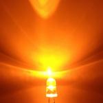 5mm Orange Color 600-615nm 600-1200mcd Round Clear Lens Candle Flickering