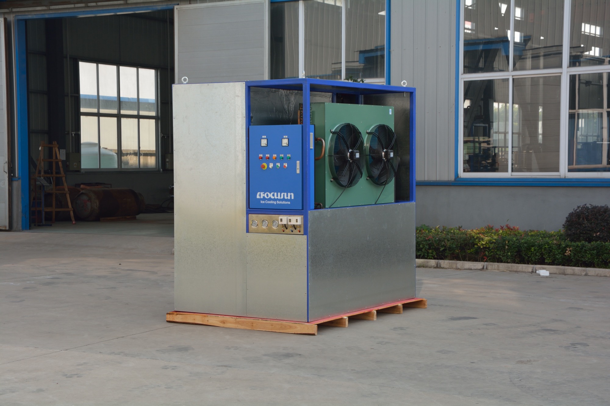 Focusun 5 Ton Ice Manufacturing Machine with Bitzer Compressor 2000*1800*2200mm