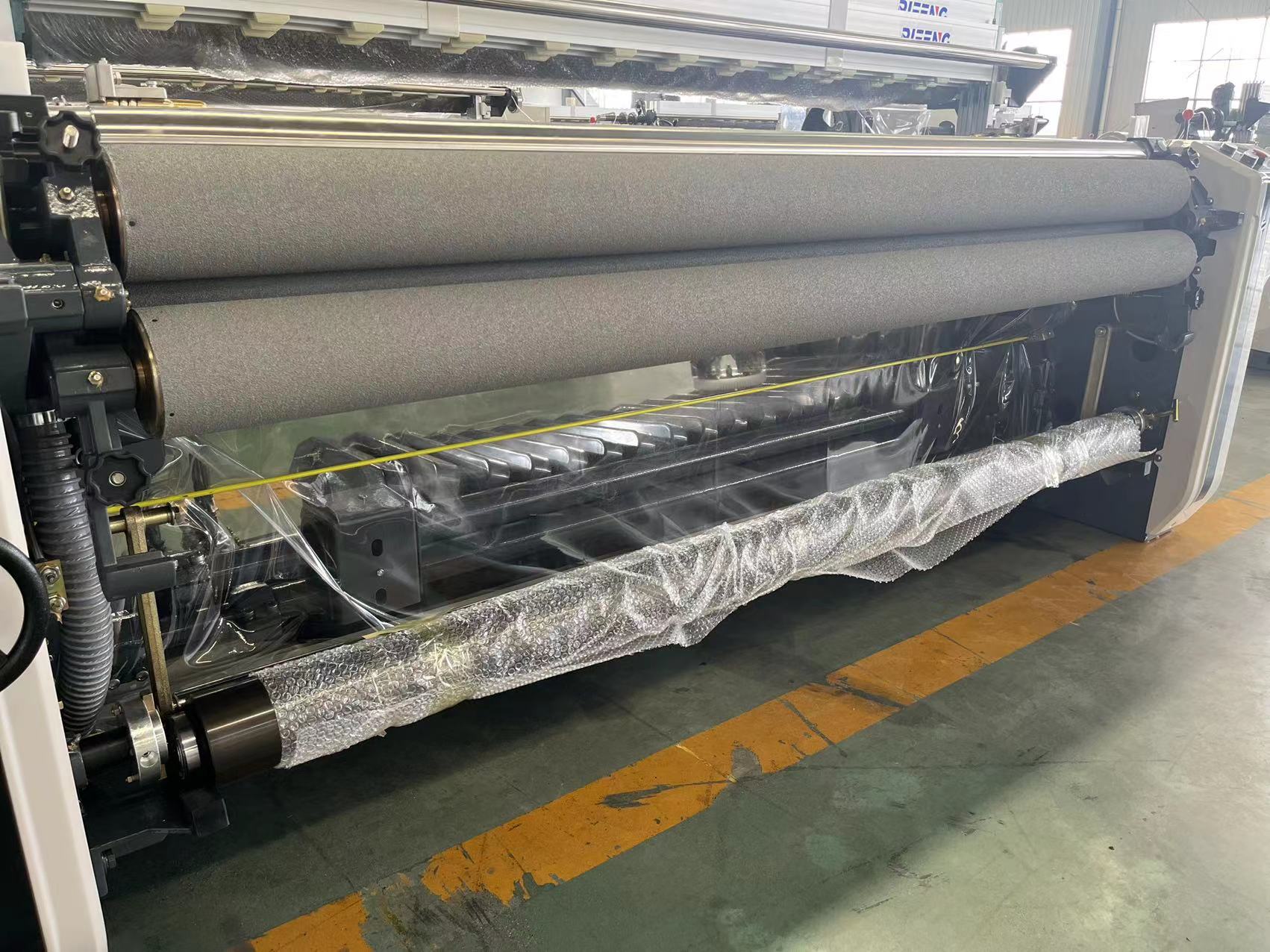 ELO ETU Electronic Water Jet Looms Width 210cm Speed 1000 RPM