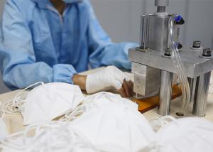 China Non Woven Surgical Mask Making Machine High Efficiency Automated Operation on sale