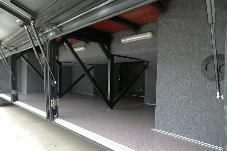 Design 12m Party Bus Luxury Coach with Yuchai Engine and 65 1 1 Seats 67 Seater Bus