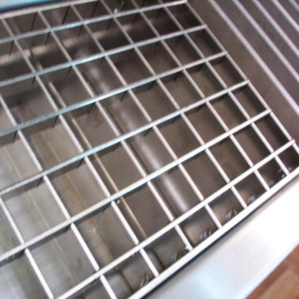 Buy cheap 15-W-4 Stainless Steel Grating Flat Bar Pressure Welding ISO9001 Certification from wholesalers