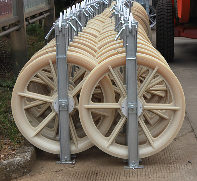 15kN Nylon Wheel Single Conductor Pulley For Conductor Size 150~240mm2