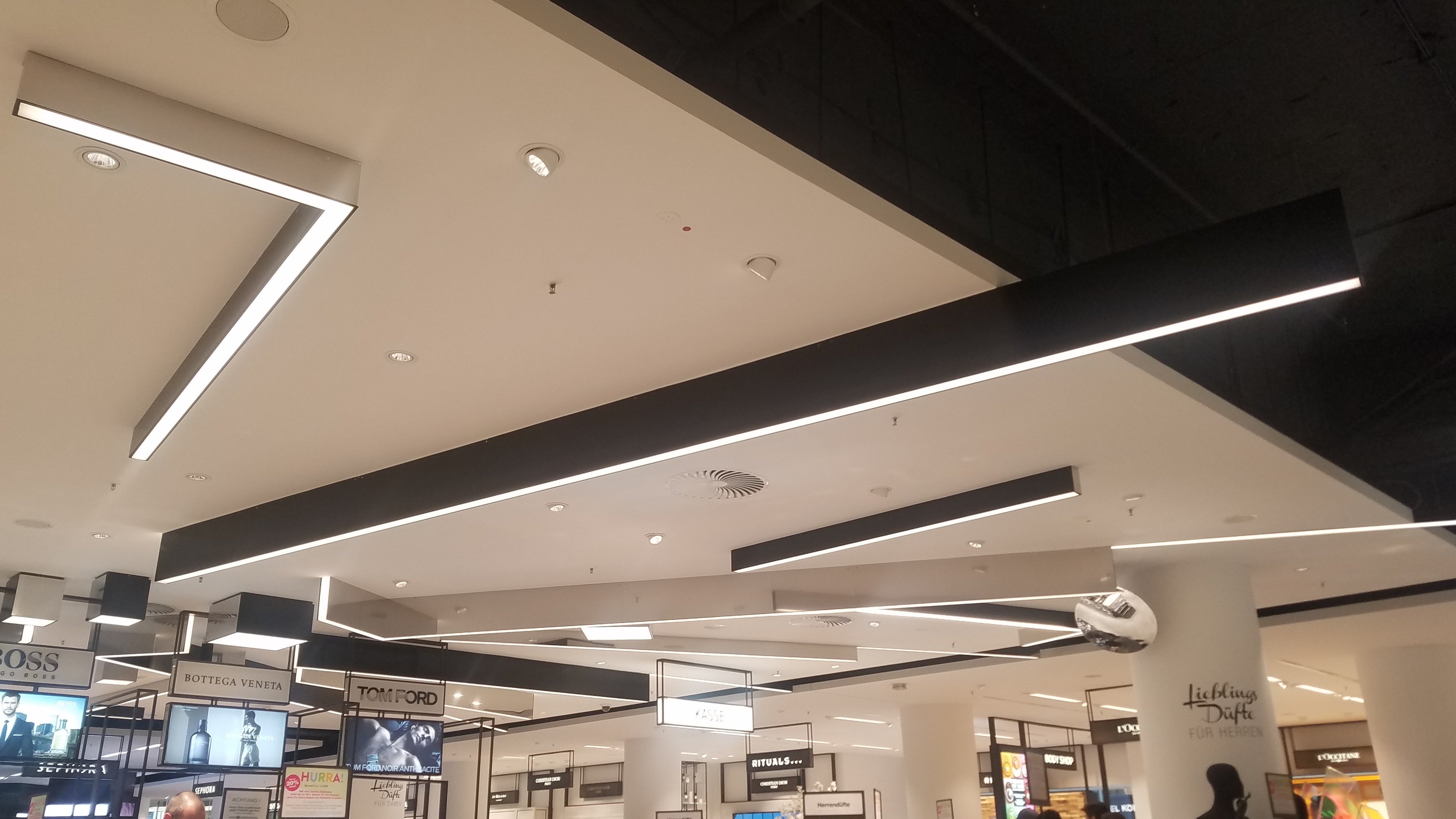 Branch Linear Suspension Lighting Customized LED Light For Office And Home