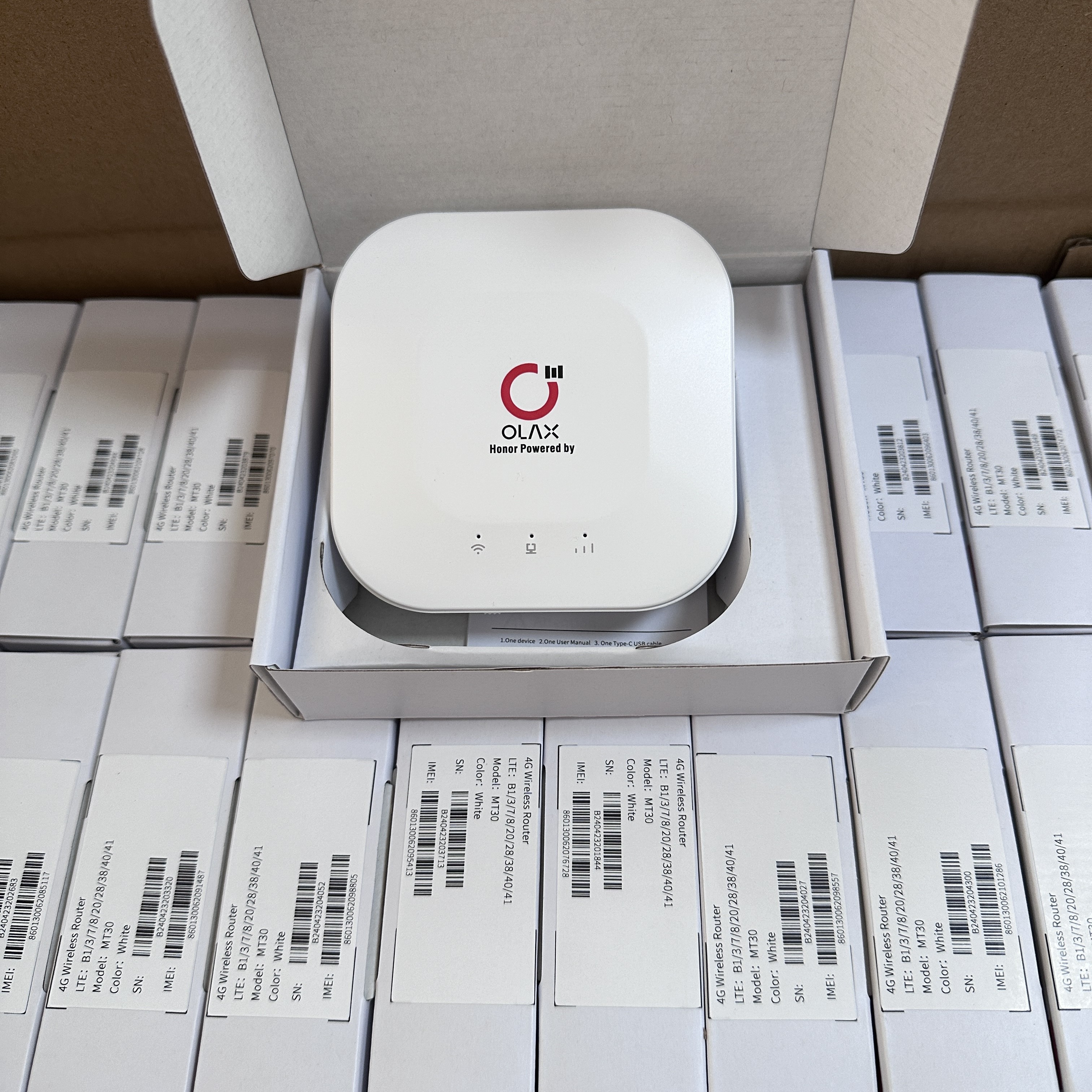 OLAX MT30 1 LAN Port Wireless Portable MIFI Router for GSM/EDGE 850/900/1800/1900 MHz Network Bands