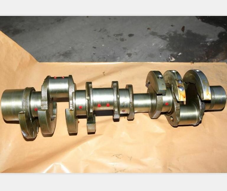 Flat Nissan RG8 Diesel Engine Crankshaft Alloy Steel