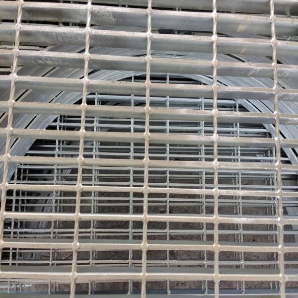 Buy cheap W-19-4 Heavy Duty Stainless Steel Grating Hot Dip Galvanized Bar Floor Walkway from wholesalers