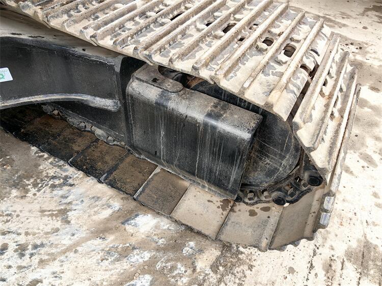 21100kg Operating Weight Japan Original Used Excavator Caterpillar Cat 320D in Shanghai