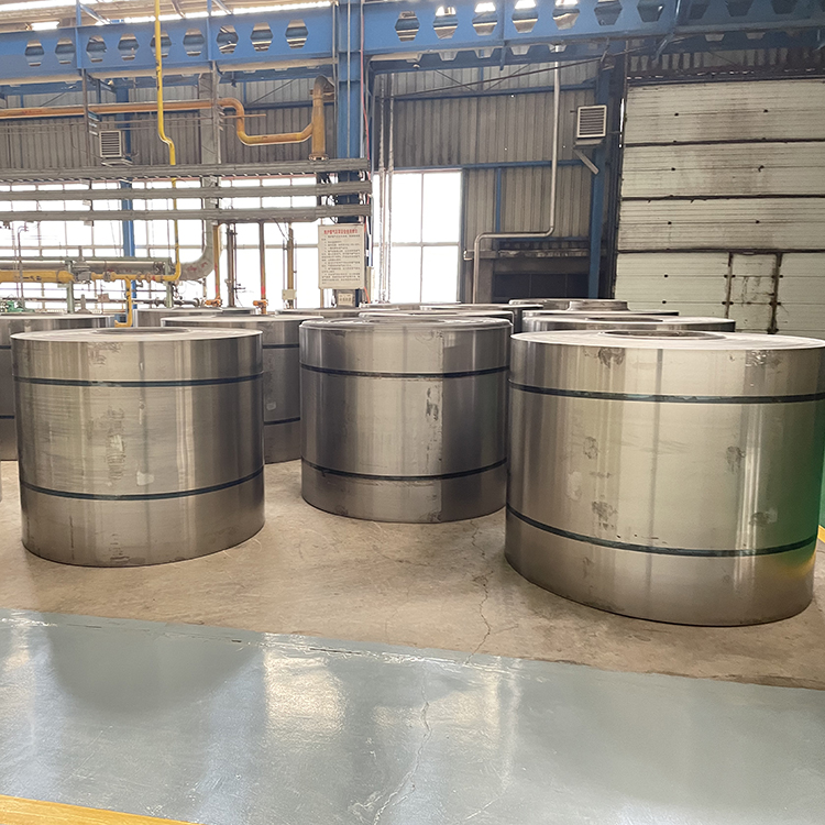 Sk45 Material 0.8mm Black DC 01 Cold Rolled Steel Coil with Full Hardness and Non-oiled