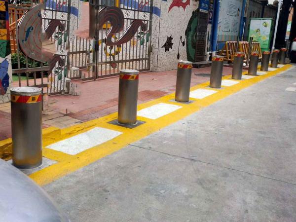 Buy cheap Vertical Lift Rising Metal Bollard Barrier For Gate from wholesalers