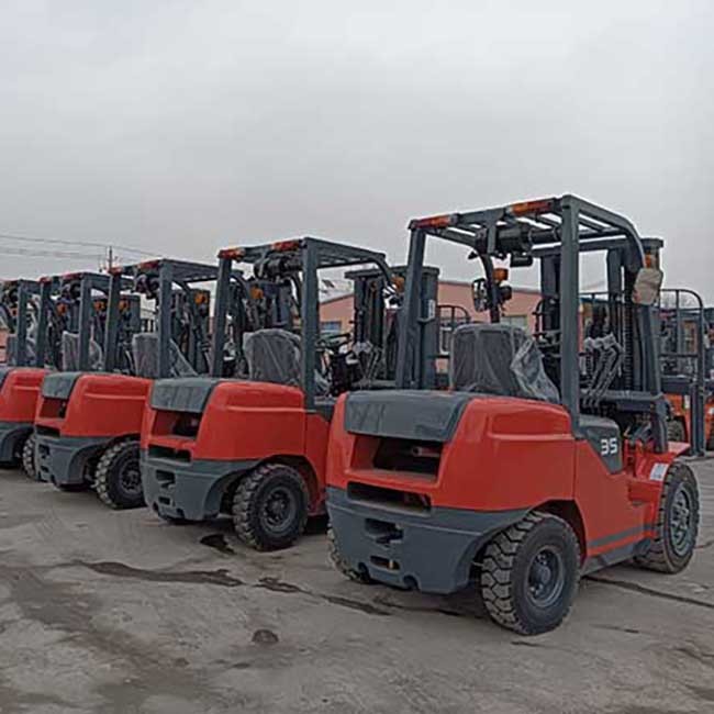 NISSAN K25 Gasoline Forklift 3000kg CPCD30 Counter Balance Fork Truck