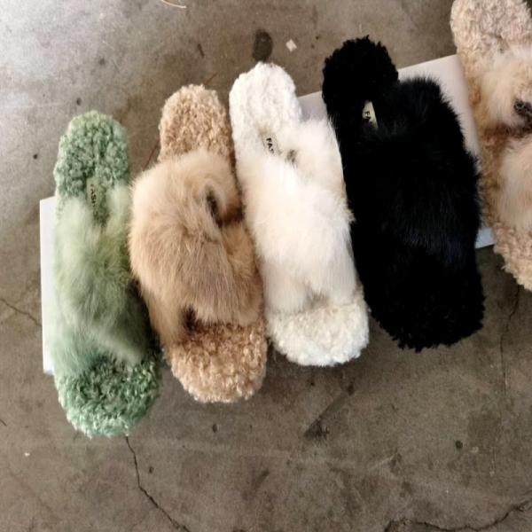 Buy cheap Daily Life Ladies Fur Cross Slippers Fashion Fluffy Faux Fur Slides from wholesalers