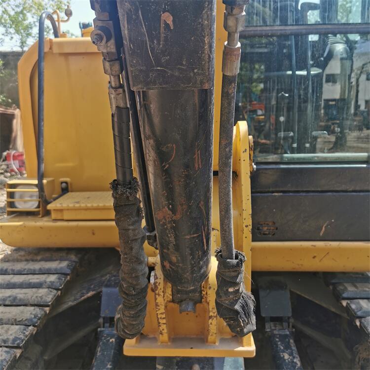 Used CAT306E Excavator from America 6175 KG Machine Weight and Original Hydraulic Pump