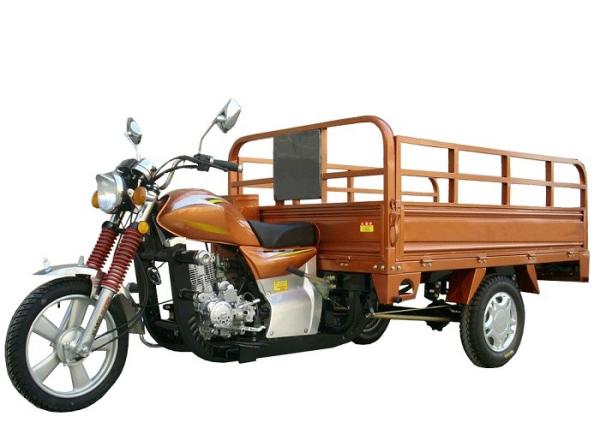 Buy cheap 250cc Three Wheel Cargo Motorcycle , Cargo Motor Tricycle Air Cooling Engine from wholesalers