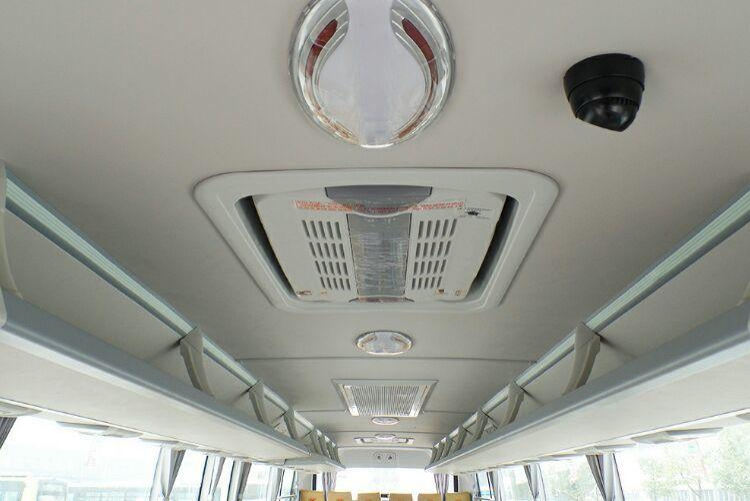 Design 12m Party Bus Luxury Coach with Yuchai Engine and 65 1 1 Seats 67 Seater Bus
