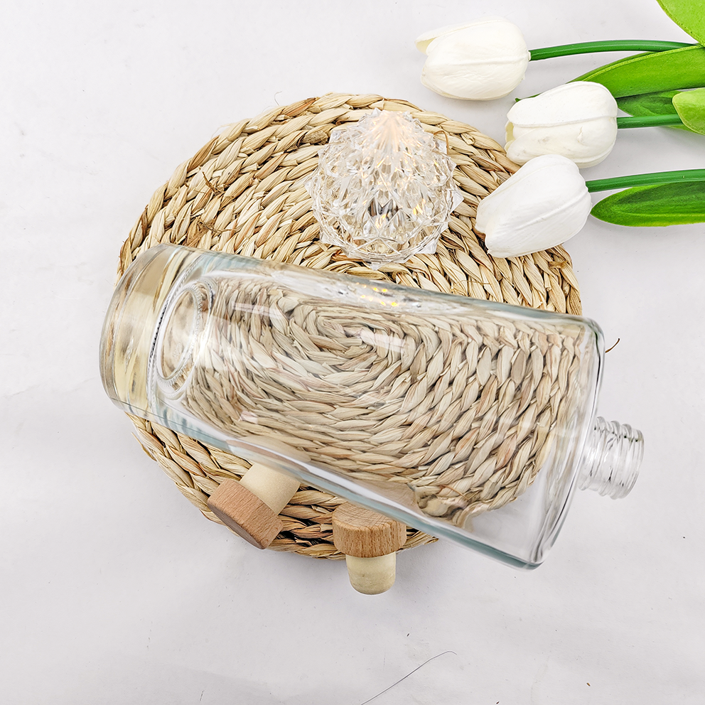 Industrial Beverage Clear Glass Aromatherapy Scented Bottle Acid Etch Surface Handling