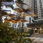Large Stainless Steel Outdoor Sculpture Geometric Leaf Shaped Pavilion In