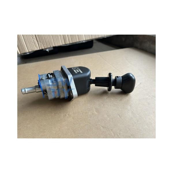 Buy cheap Sachmann Delong F3000 DZ93189360061 Iron Hand Brake Valve Heavy Duty Trucks Replace/Repair from wholesalers