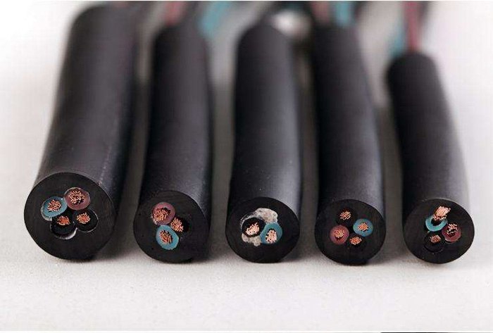 Insulated Flexible H07RN-F High Voltage Wire with 1/2/3/4/5/3 1 Core Silicone Rubber