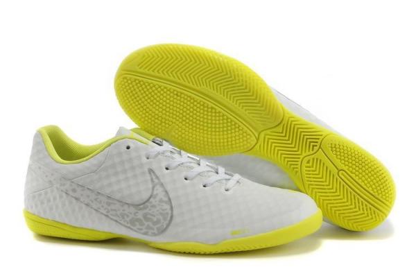Buy cheap newest football shoes from wholesalers