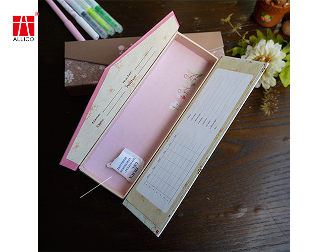 Small Custom Size Clamshell Rigid Paper Cardboard Gift Boxes With Magnetic Closure