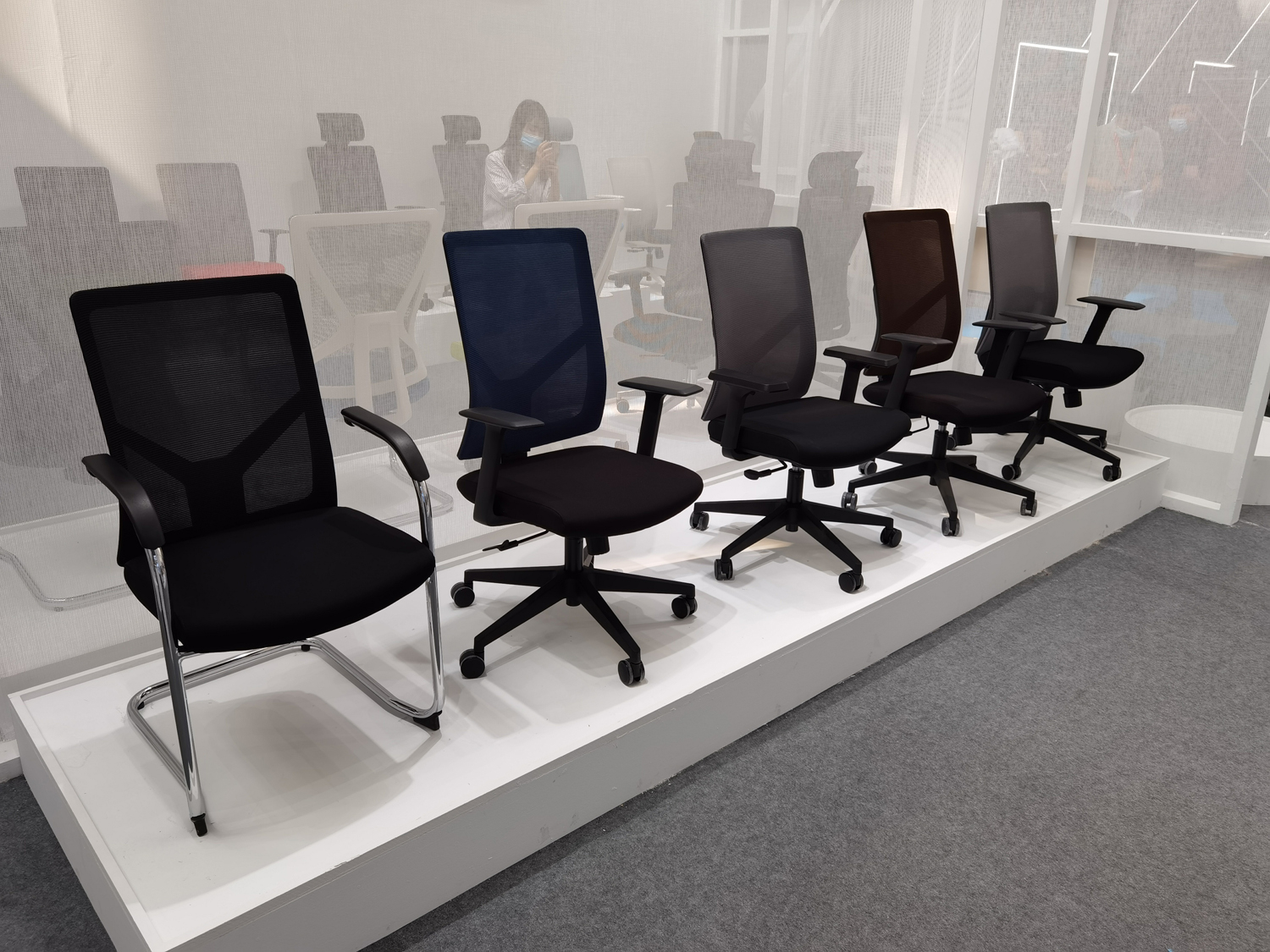 Office Manager's Choice Adjustable High Back Executive Office Chair with Lumbar Support