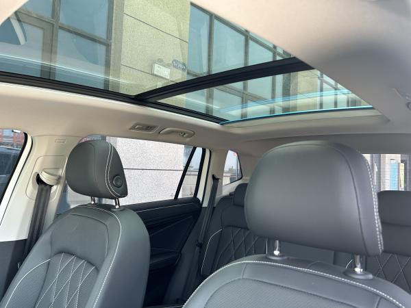 Buy cheap 2019 Roewe RX5 20T Compact SUV Two Wheel Drive BLACK WHITE from wholesalers