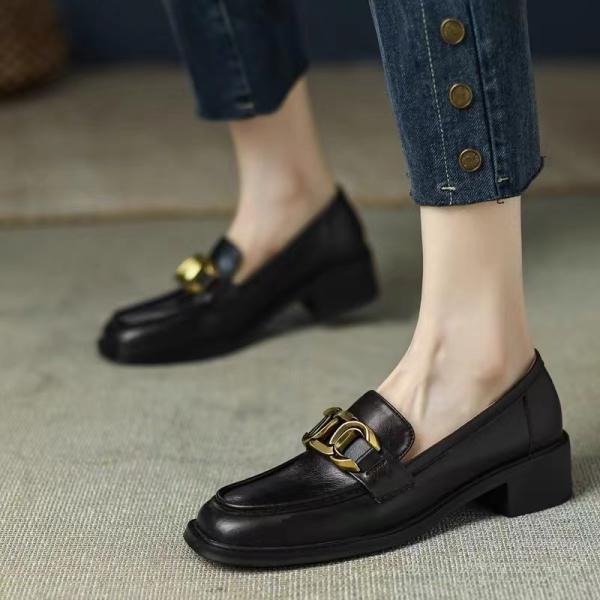 Buy cheap Fashion Black Flat Loafer Shoes With Heels Height 4CM from wholesalers