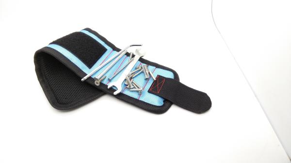 Buy cheap Protection Magnetic Wrist Tool Holder / Waterproof Wrist Magnetic Screw Holder from wholesalers