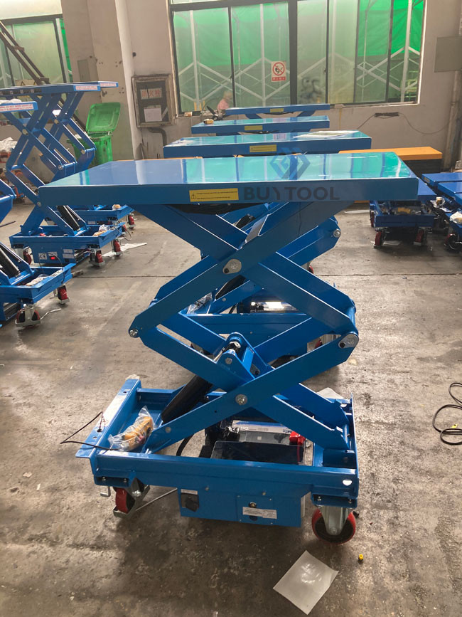 Vehicle Industrial Long Deck Mobile Scissor Lift Mobile Equipment 1100lbs 40"X20" Platform