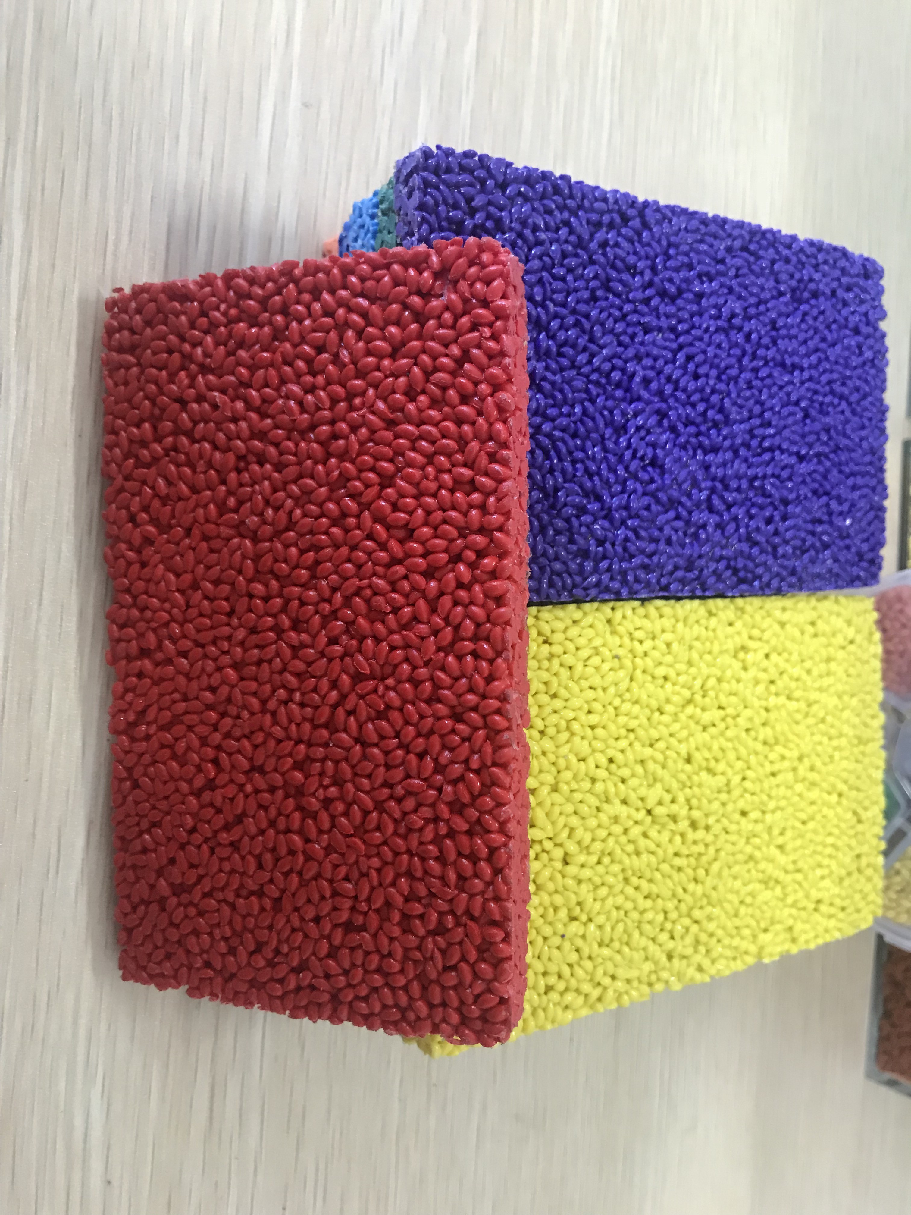 UV Resistant Anti Slip Playground Colored Rubber Granules