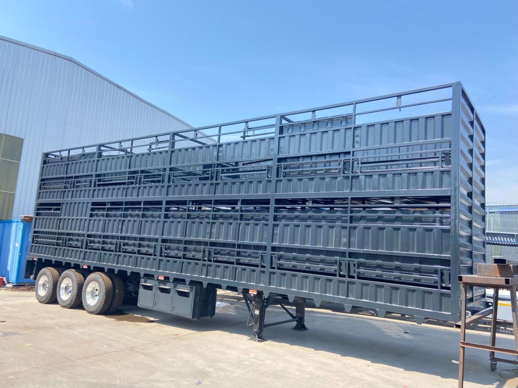 China Animal Carrier Semi Trailer Livestock Transport Trailer for Sale