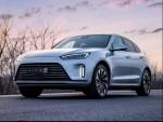Customized Exterior Color Huanyu Auto Midsize SUV M5 Phev All Wheel Drive Smart