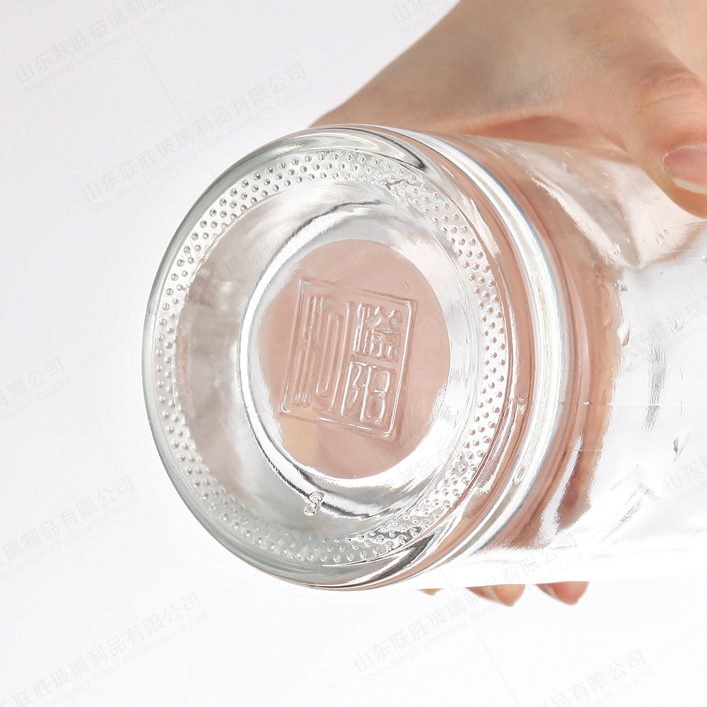 Customized 750ml Flat Empty Cylindrical Bottle for Whiskey Gin Rum in Custom Size