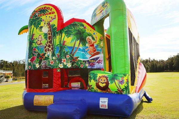 Buy cheap Inflatable Juming Castle Combo Outdoor Hire Inflatable Bouncy Castle With Slide from wholesalers